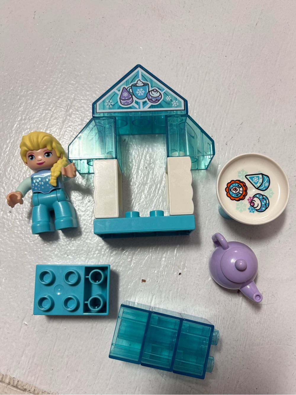 Lego Duplo Elsa Tea Party